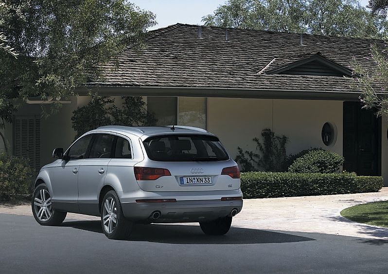 µQ7