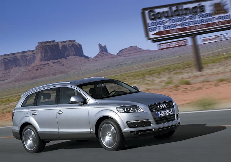µQ7