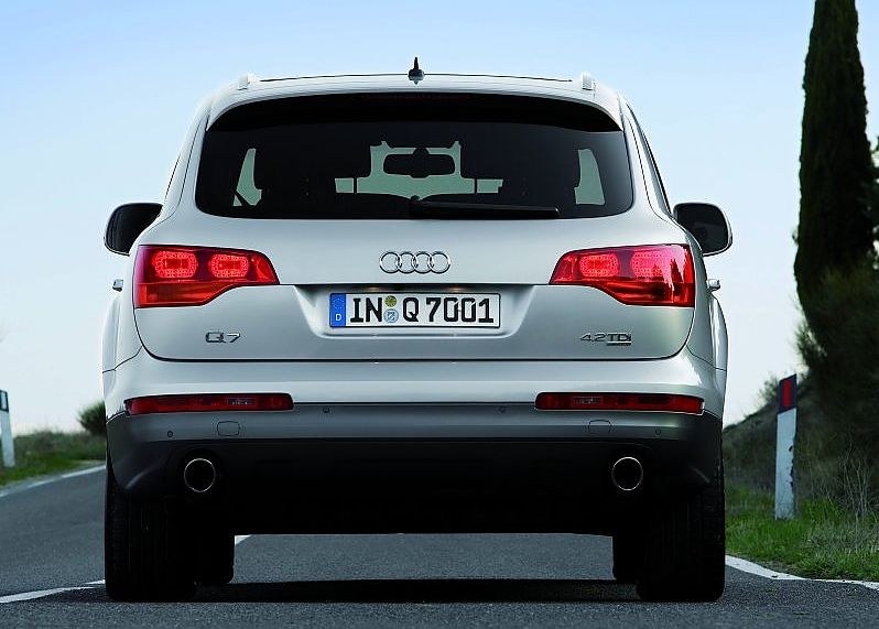µQ7
