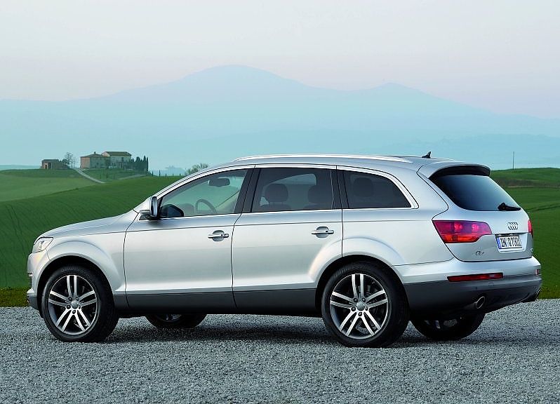 µQ7