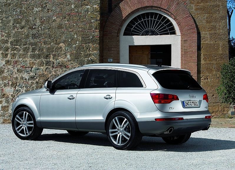 µQ7