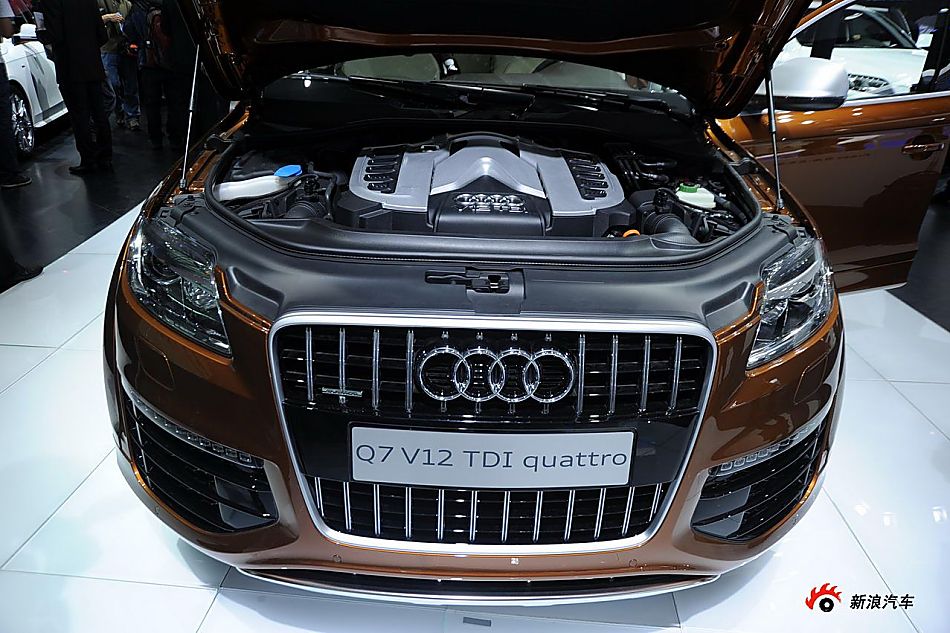 µQ7 V12 TDI quattro