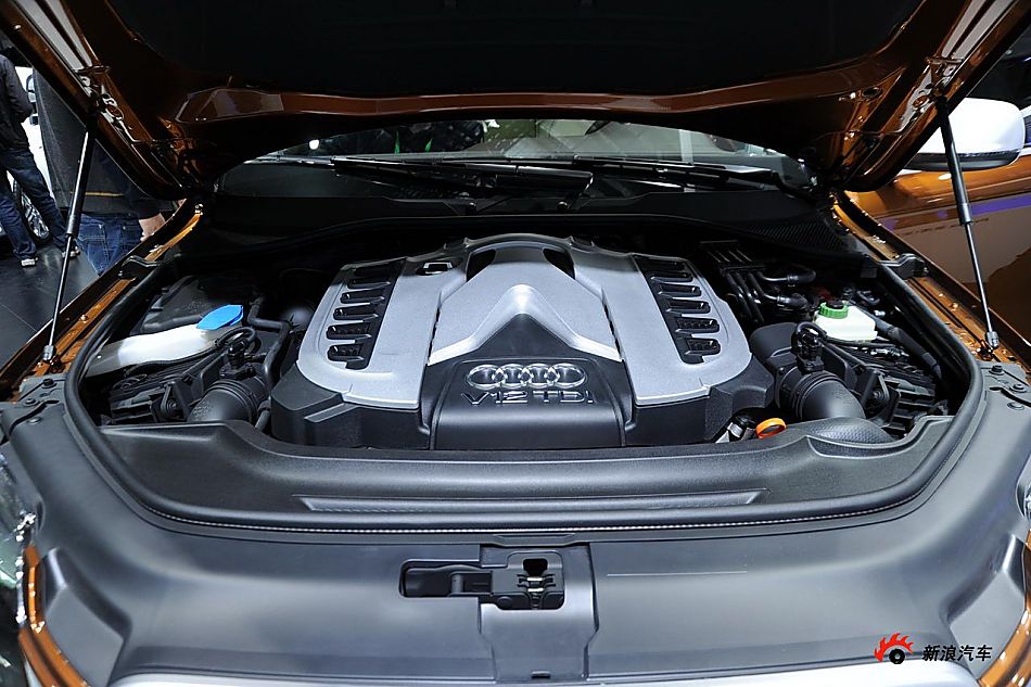 µQ7 V12 TDI quattro