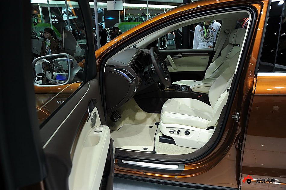 µQ7 V12 TDI quattro