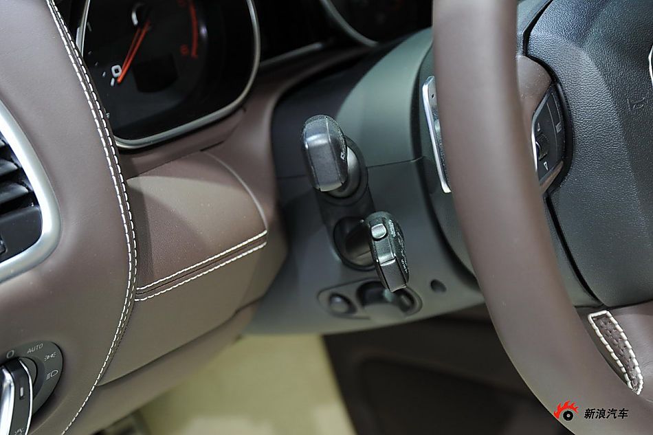 µQ7 V12 TDI quattro