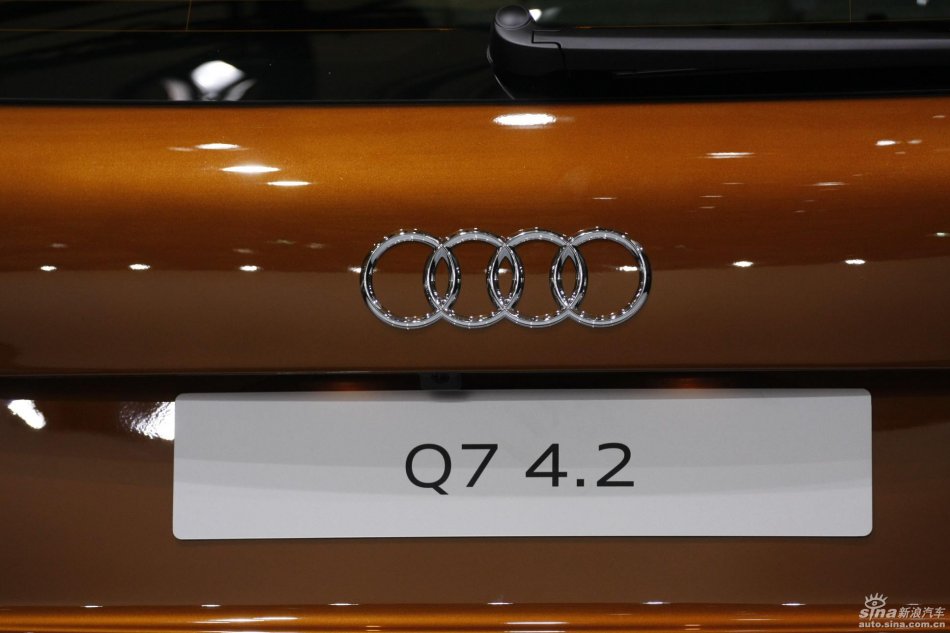 µQ7