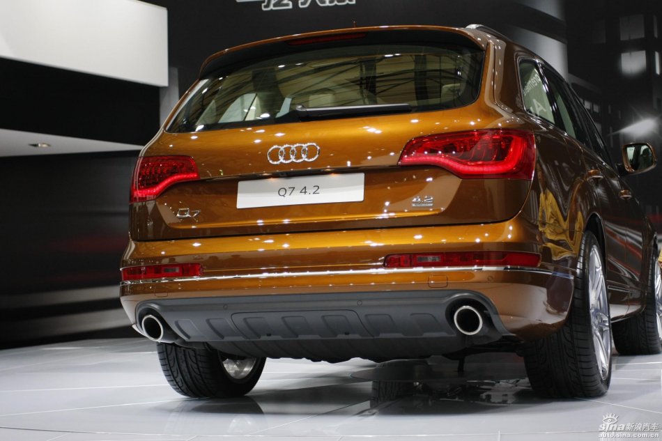 µQ7