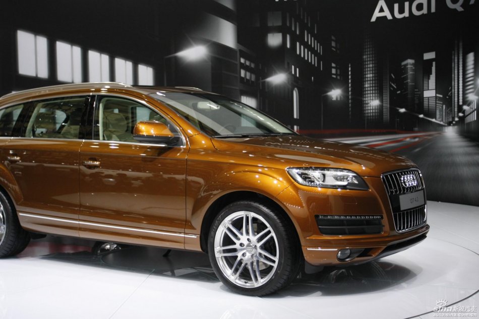 µQ7