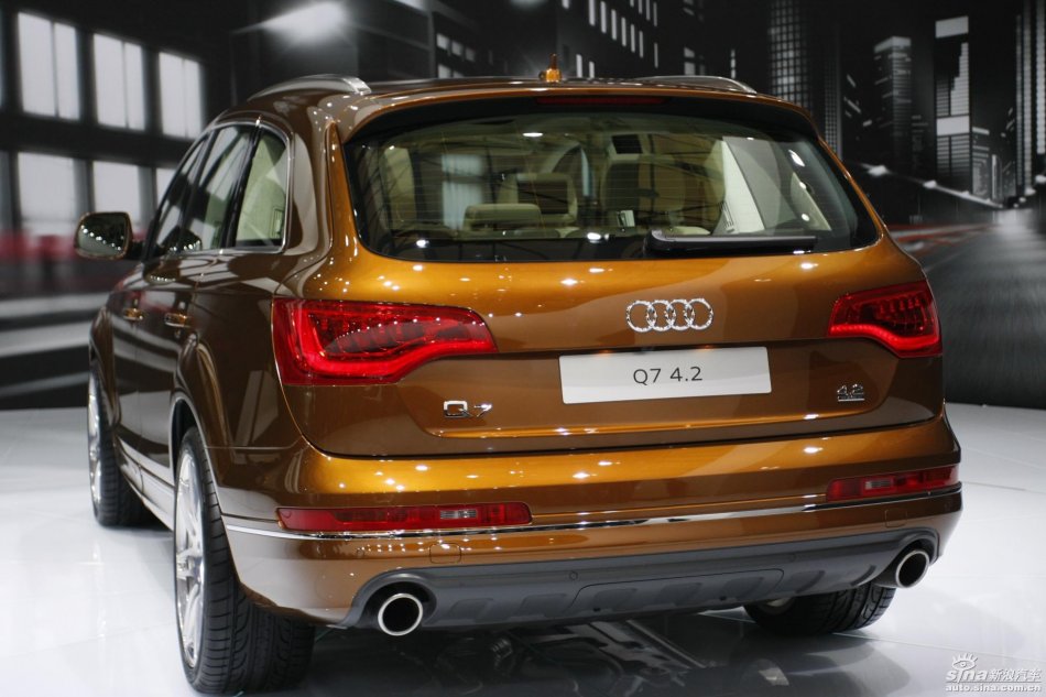 µQ7