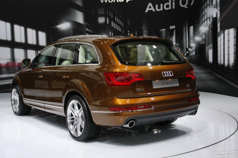 µQ7