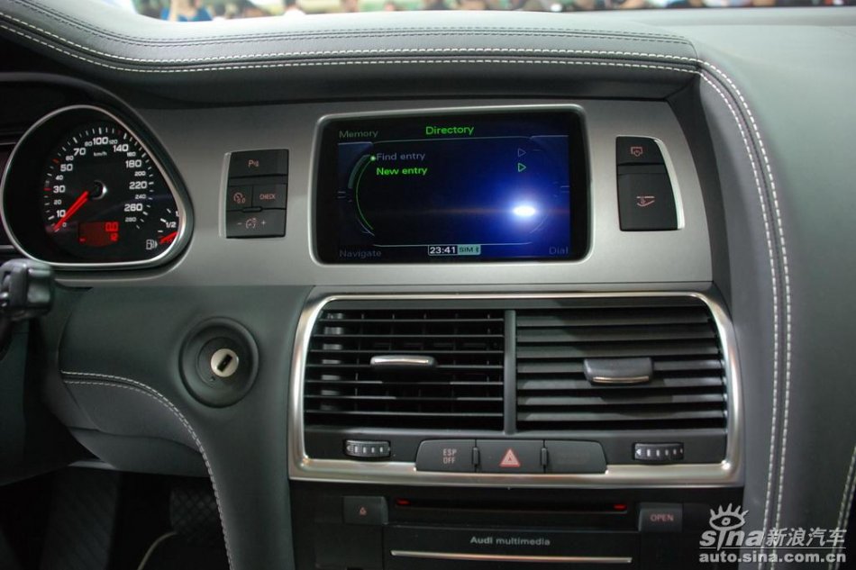 µQ7