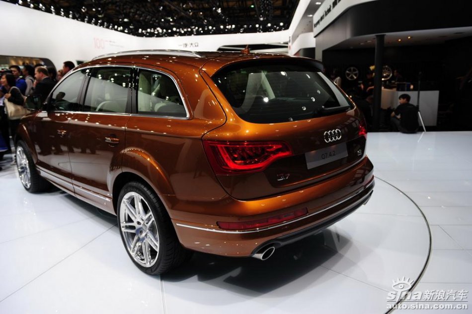µQ7