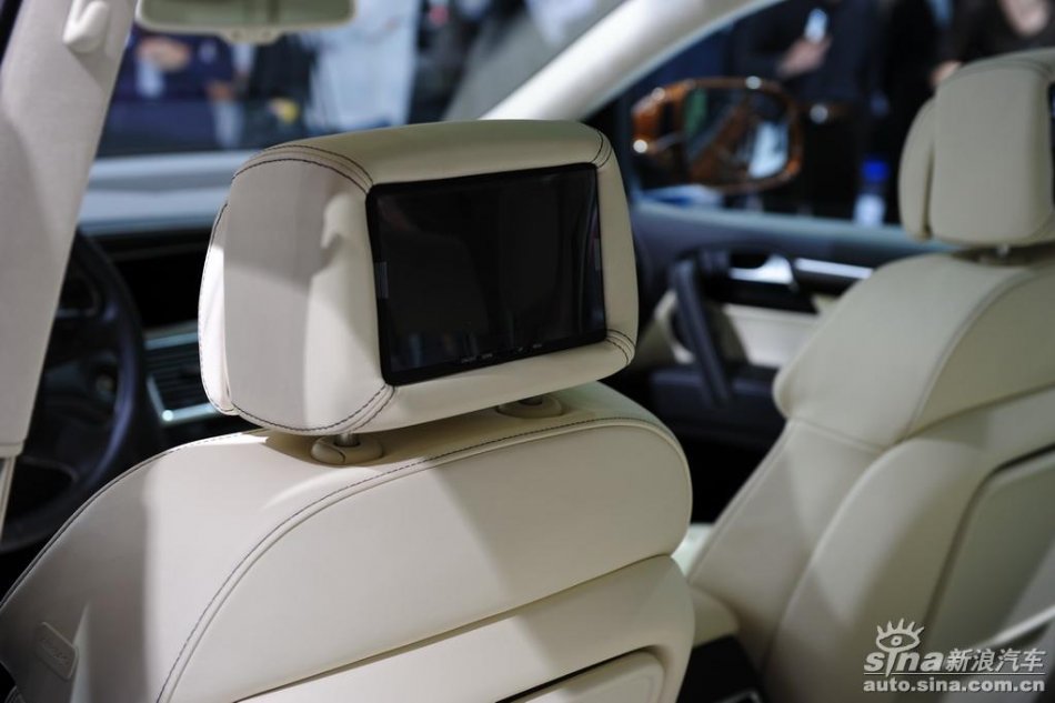 µQ7