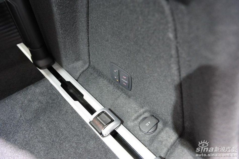µQ7