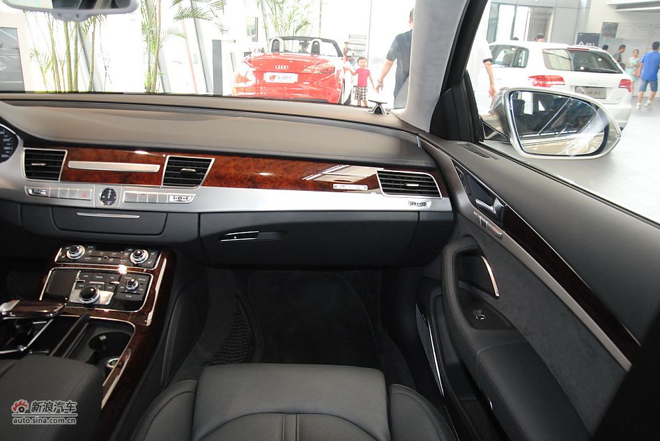 2011µA8L 6.3L FST W12