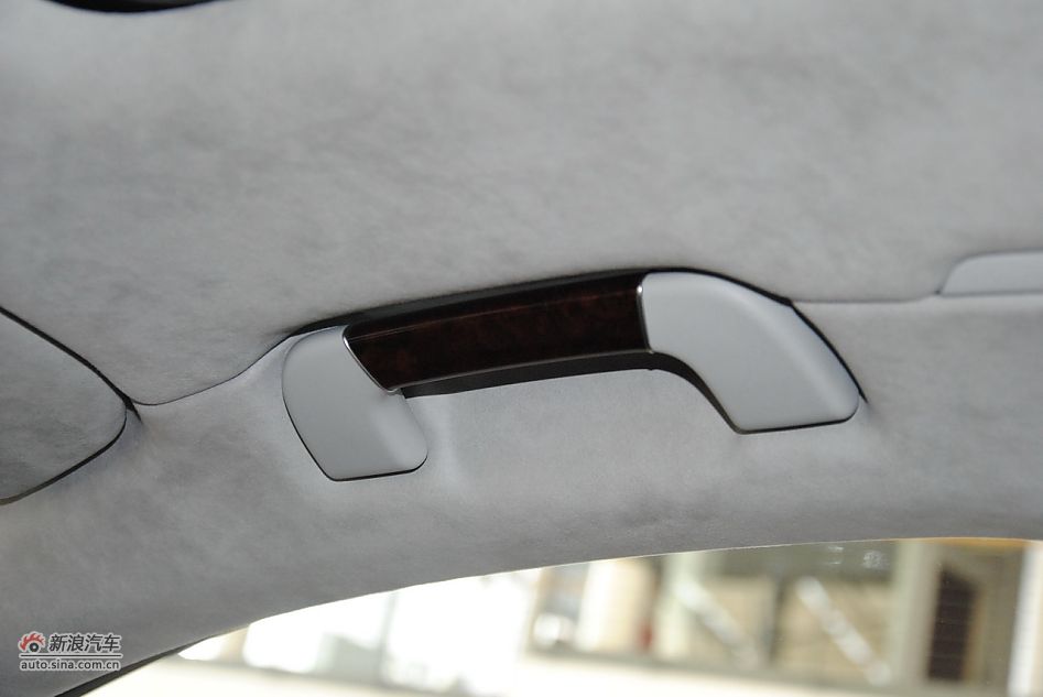 2011µA8L 6.3L FST W12