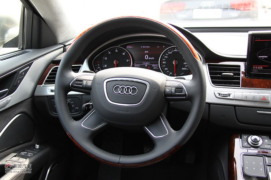2011A8L