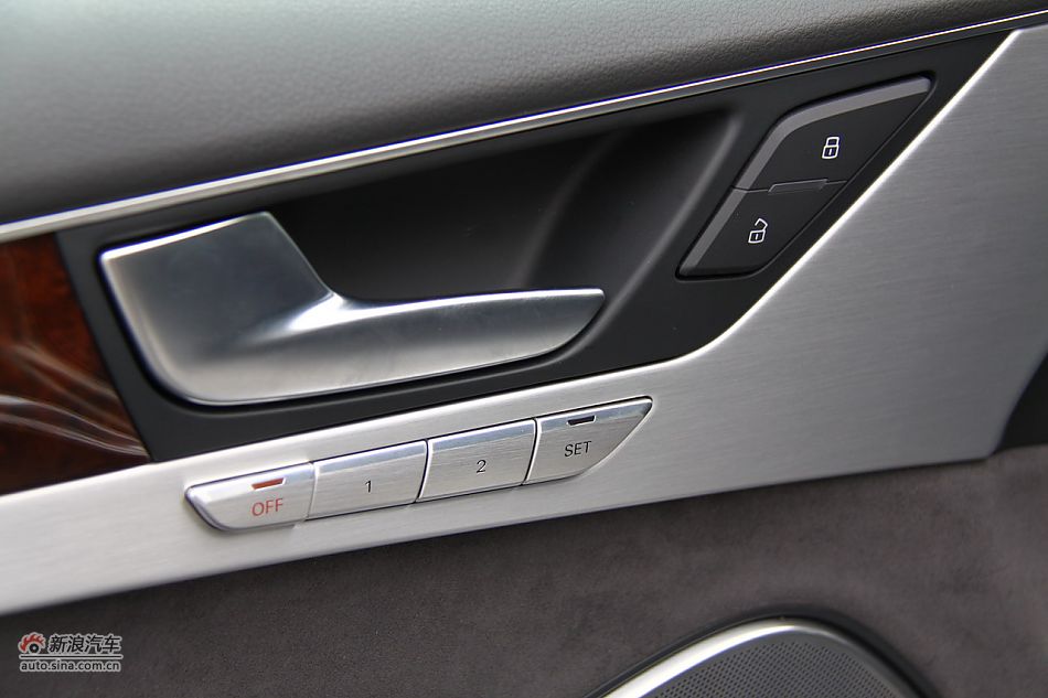 2011A8L