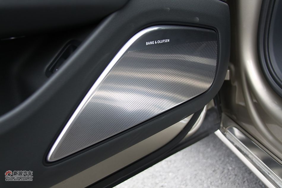 2011A8L