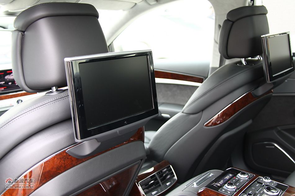 2011A8L