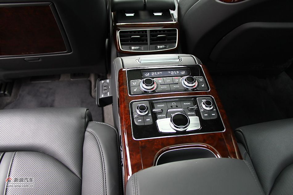 2011A8L