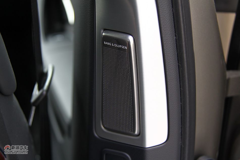 2011A8L