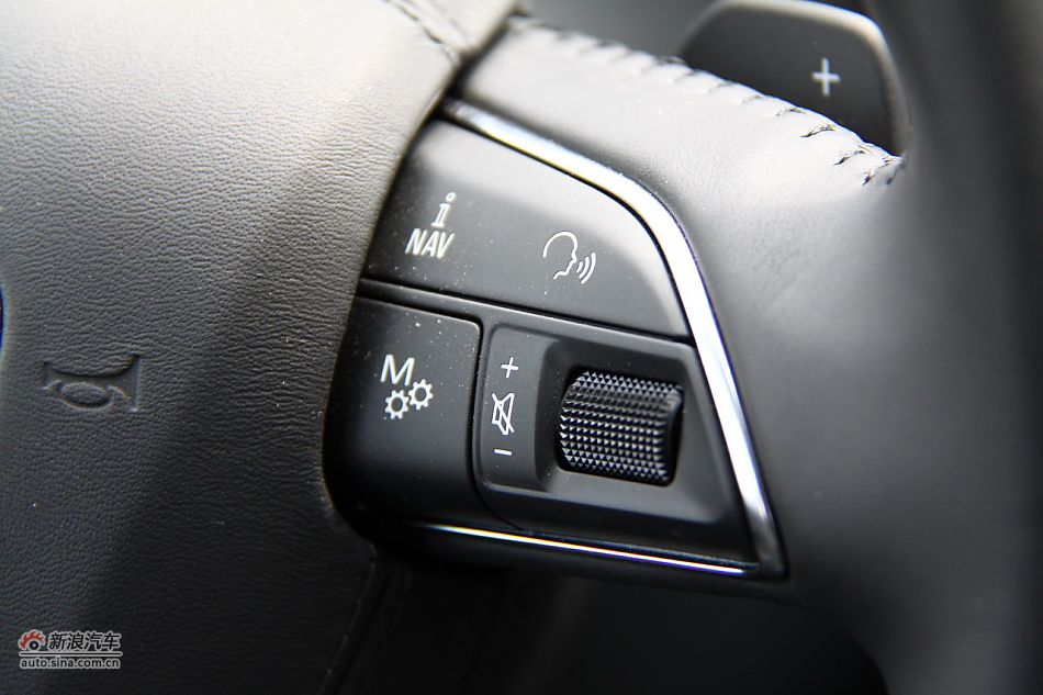 2011A8L