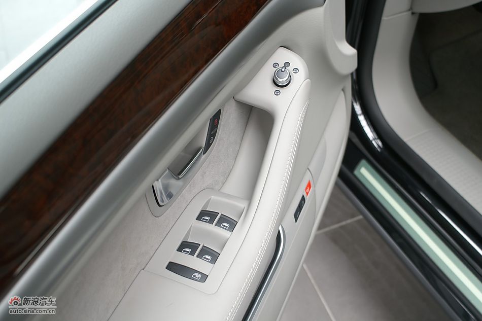 µA8L2.8FSI׼