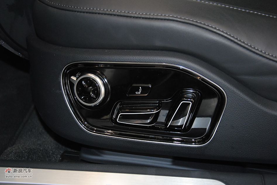 2011µA8L 6.3L FST W12
