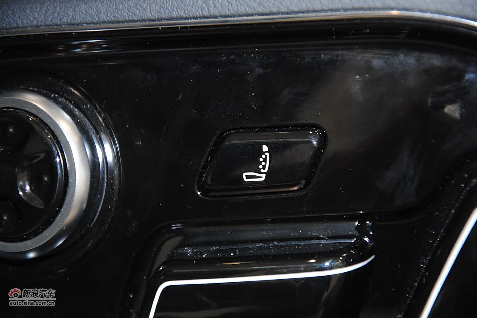 2011µA8L 6.3L FST W12
