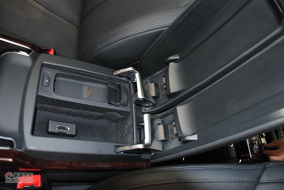 2011µA8L 6.3L FST W12