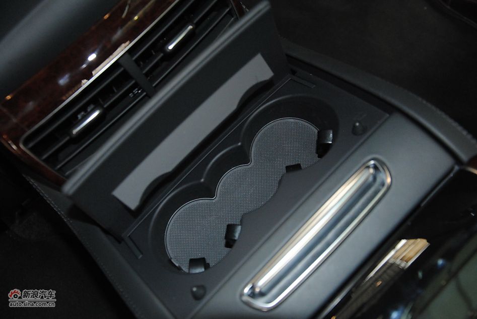 2011µA8L 6.3L FST W12