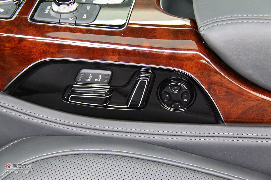 2011A8L