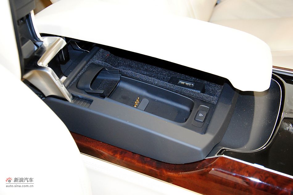 2011µA8Lʵ