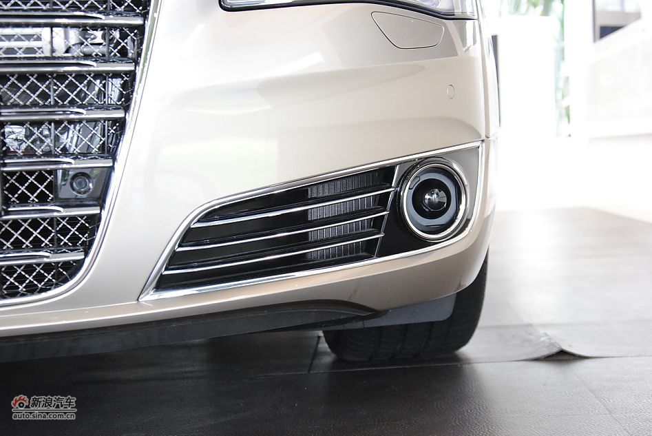2011µA8L 6.3L FST W12