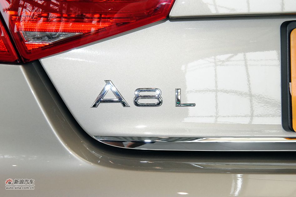 2011µA8L 6.3L FST W12