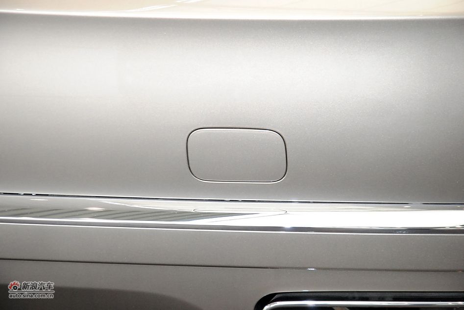 2011µA8L 6.3L FST W12