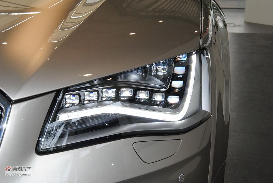 2011µA8L 6.3L FST W12