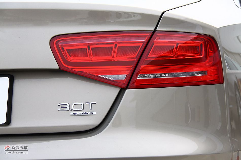 2011A8L