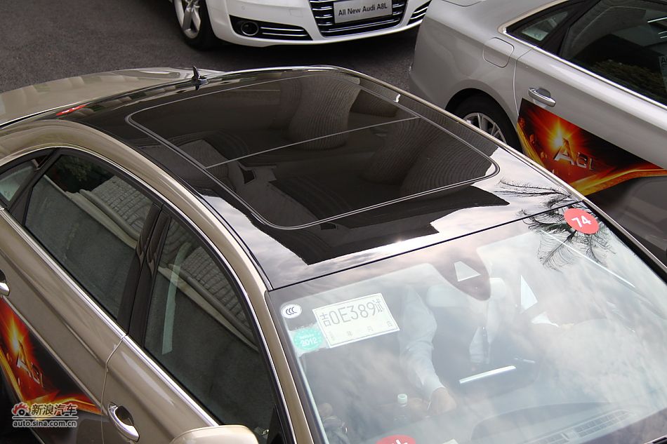 2011A8L