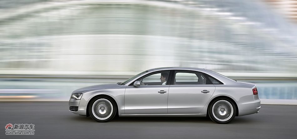 2011µA8L W12ٷͼ