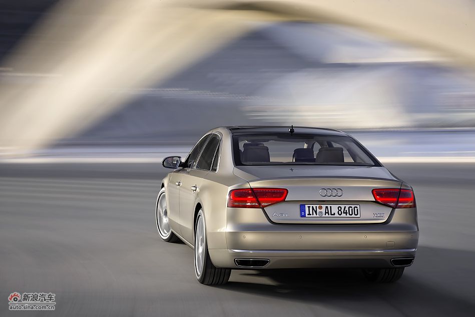 2011µA8L W12ٷͼ