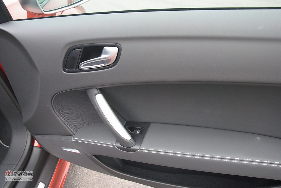 2011TTS Coupeμ