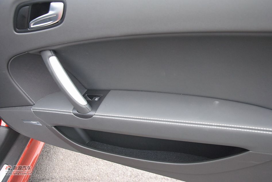 2011TTS Coupeμ