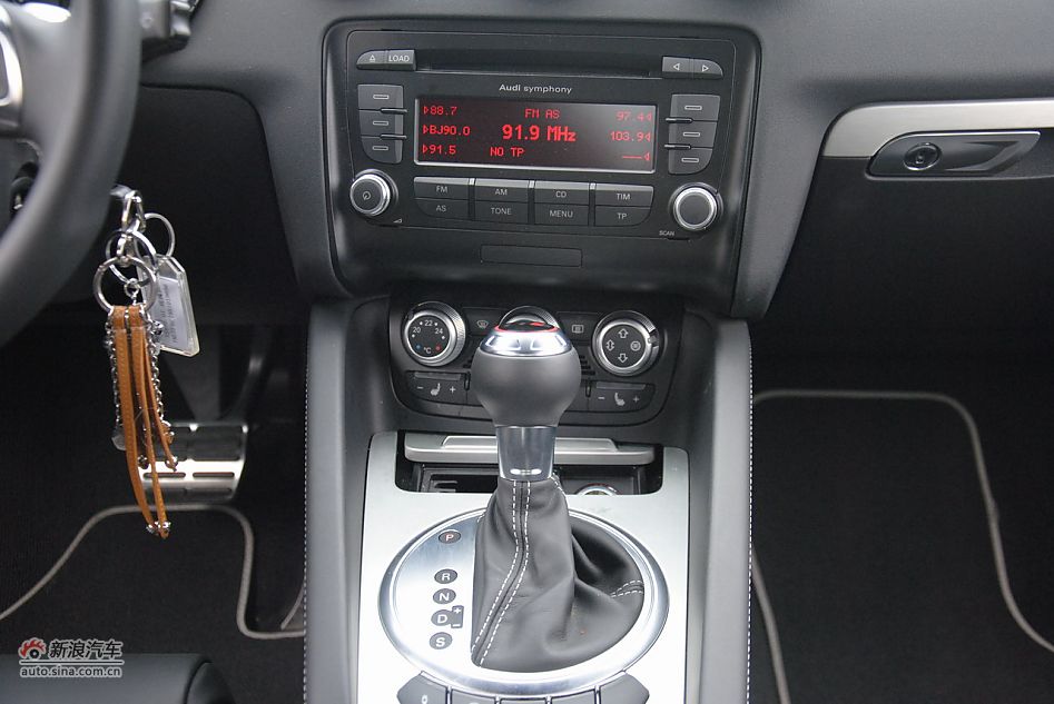 2011TTS Coupeμ