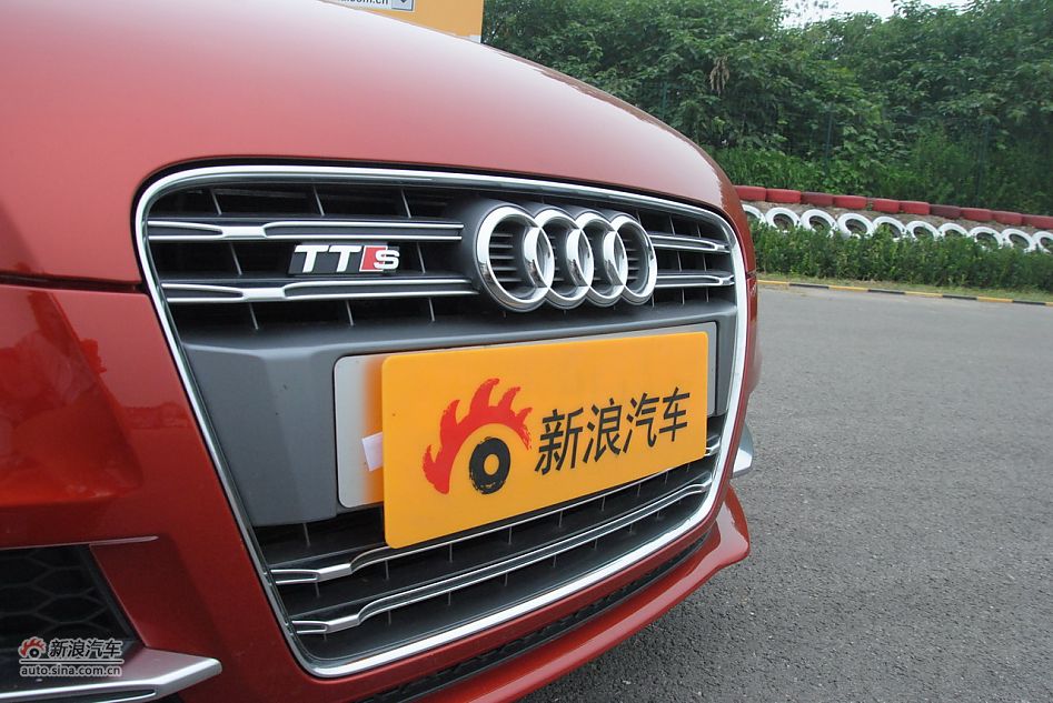 2011TTS Coupeϸ