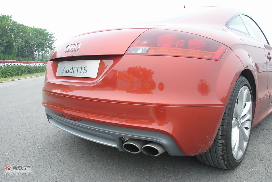 2011TTS Coupeϸ