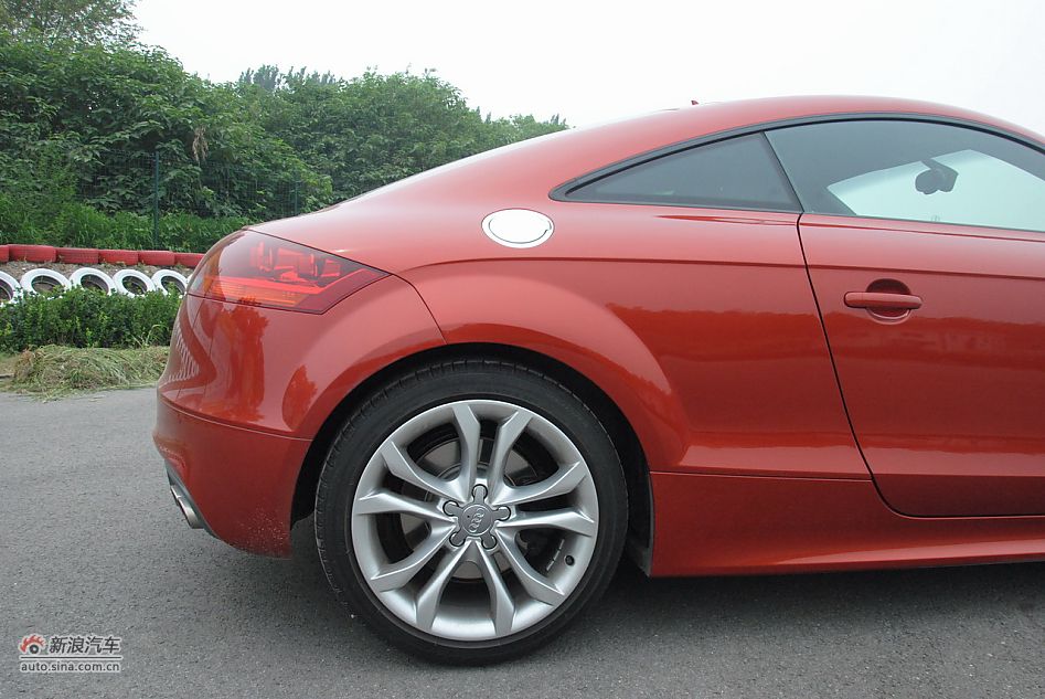 2011TTS Coupeϸ