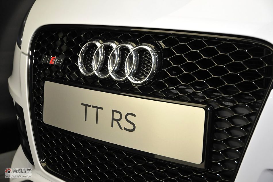 µTT RS 2.5Tϸ
