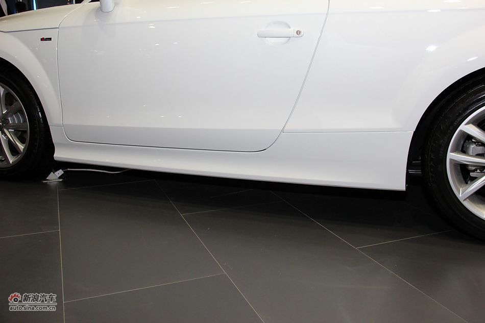 µTT Roadster